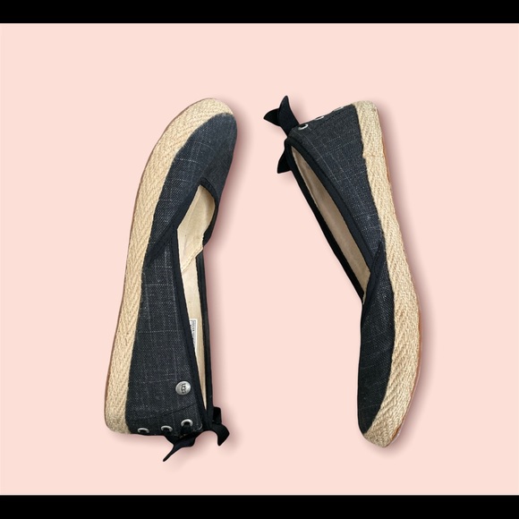 UGG womens light black slip on shoes - size 7 - Picture 1 of 6